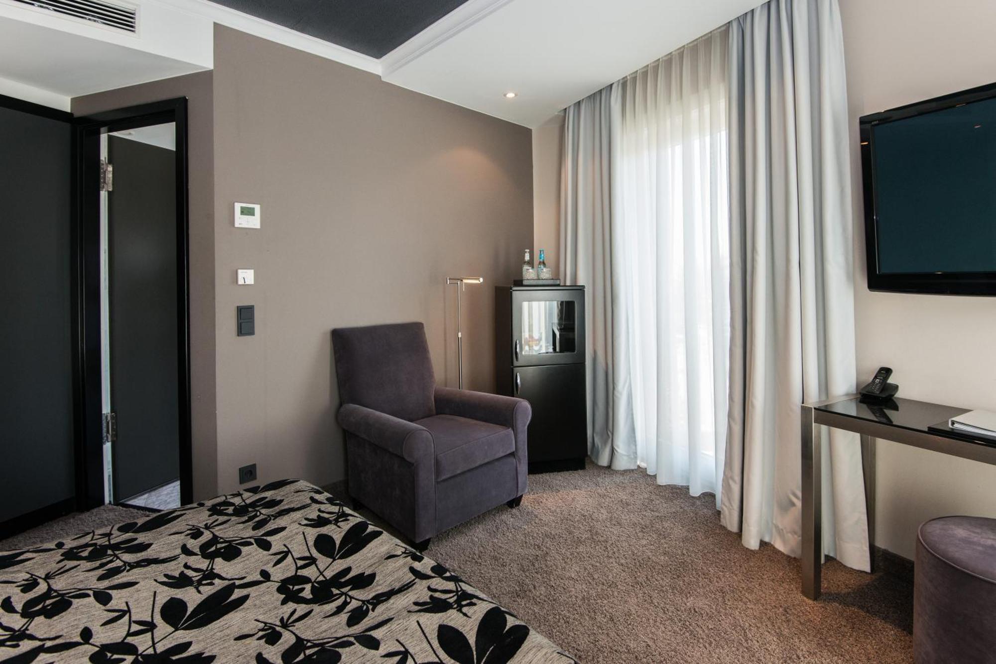 New Hotel
